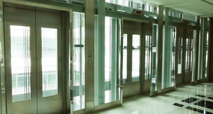 Commercial Elevators Costs and The Factors That Affect Price